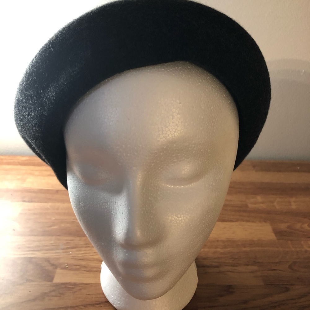 COS hat